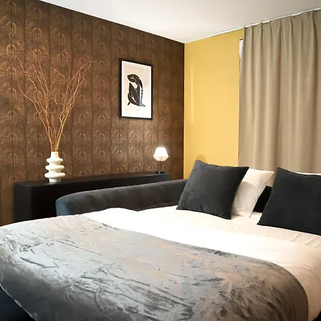 Mr.bernard Apartment