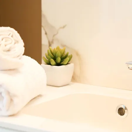 Mr.bernard * De Panne