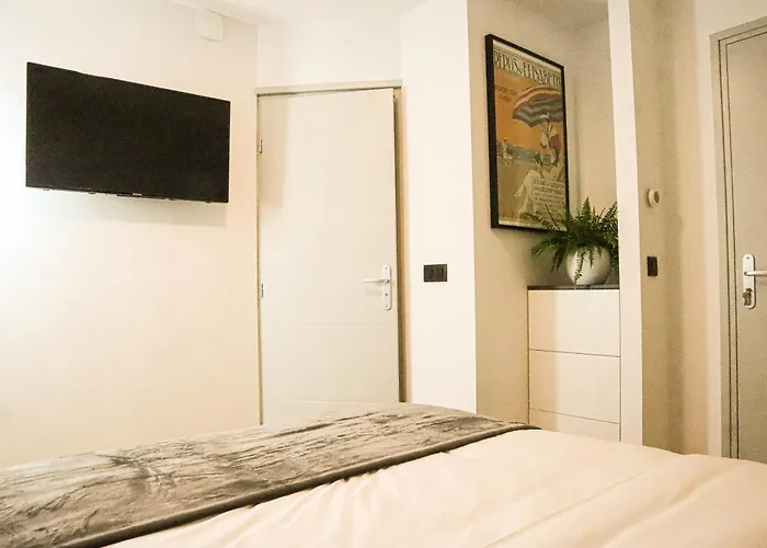 Mr.bernard * De Panne