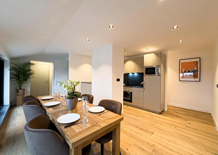 Mr.bernard * De Panne